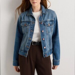 Quince 100% Organic Cotton Denim Jacket in Indigo Blue (Mid Wash) size M EUC